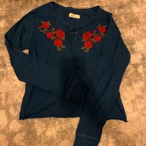 Hollister embroidered blouse